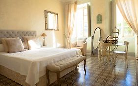 Regina Teodolinda Suites